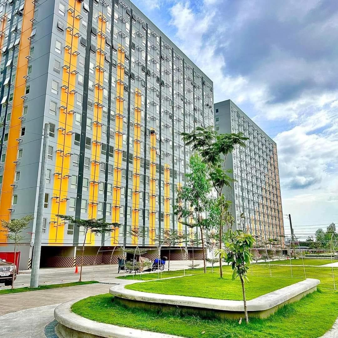 Staycation At Phoebe'S Place Pasig City Экстерьер фото